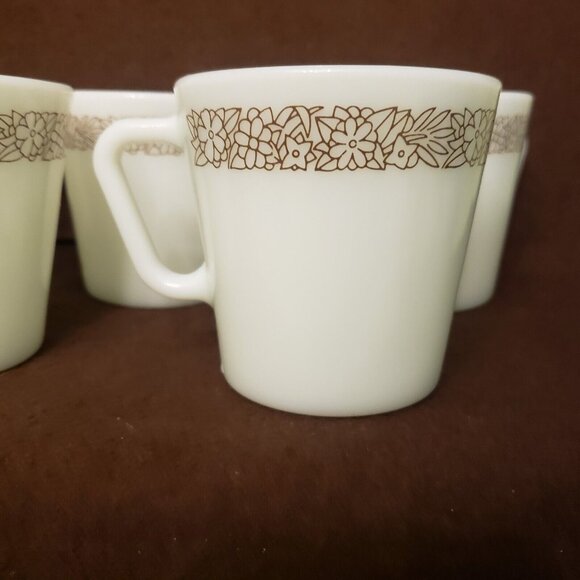 Set Five Vintage Pyrex Woodland White Milk Glass D-Handle Mugs 1410 Brown Flower - Picture 4 of 7